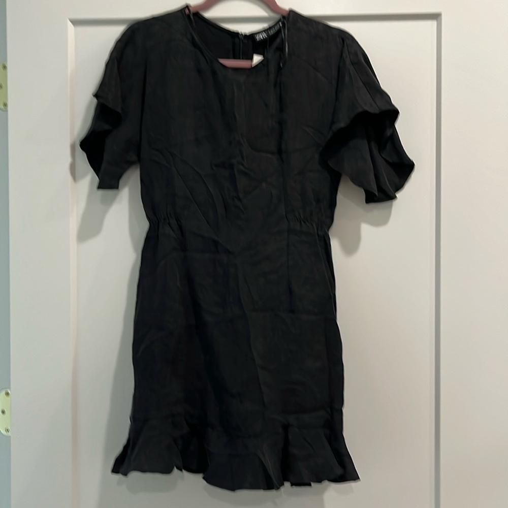 Zara flutter sleeve black dress